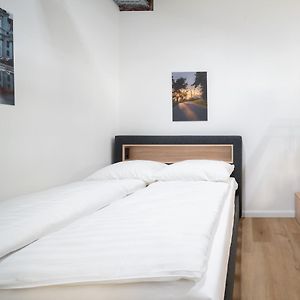 Studio con letto king size